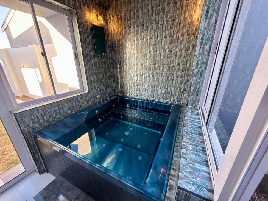 4 Bedroom Property for Sale in Sandown Western Cape